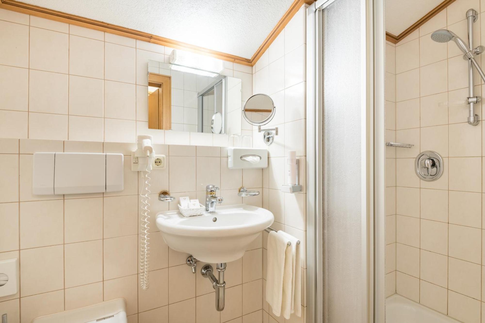 Hotel Post バッハ 部屋 写真