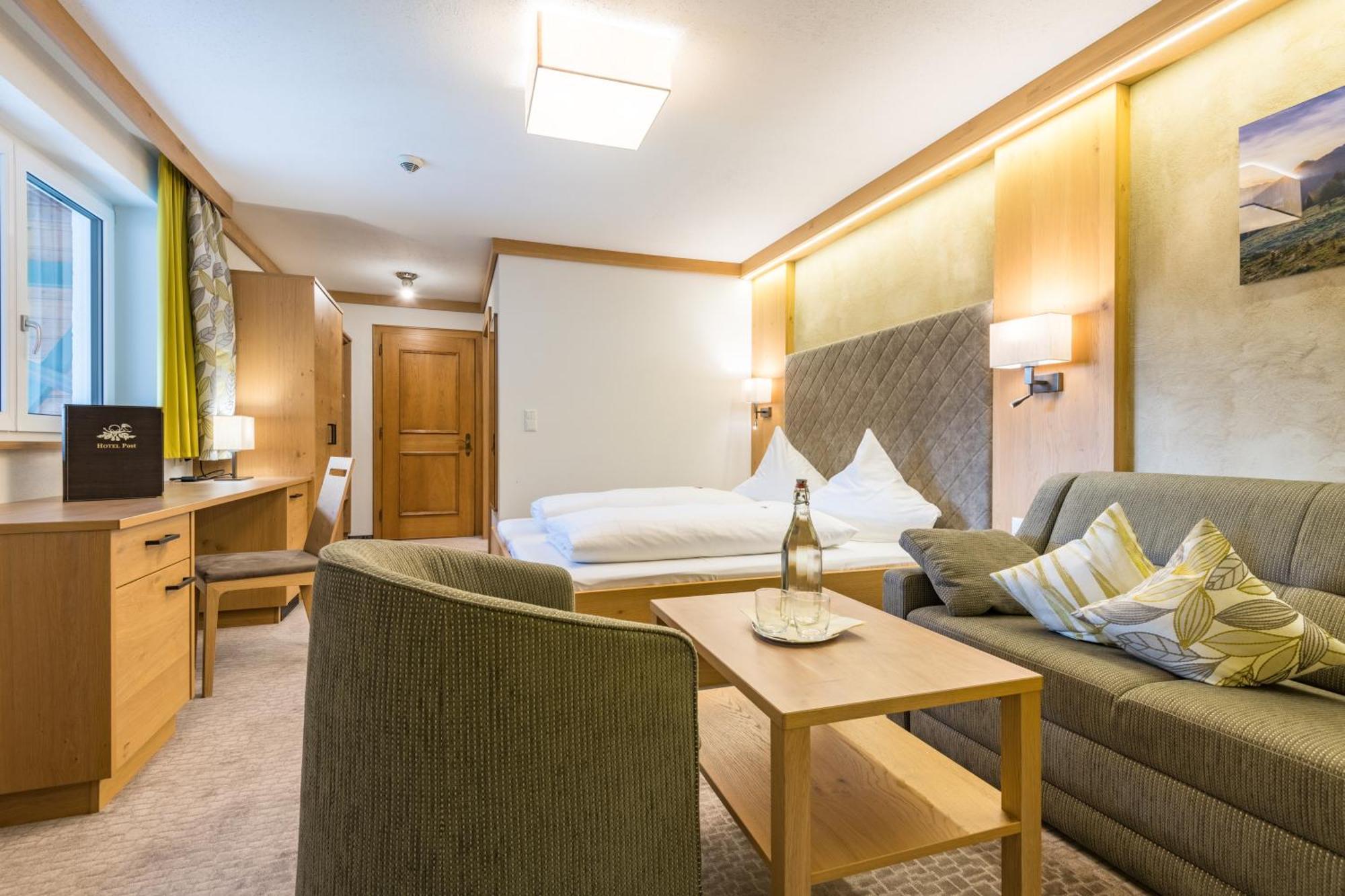 Hotel Post バッハ エクステリア 写真